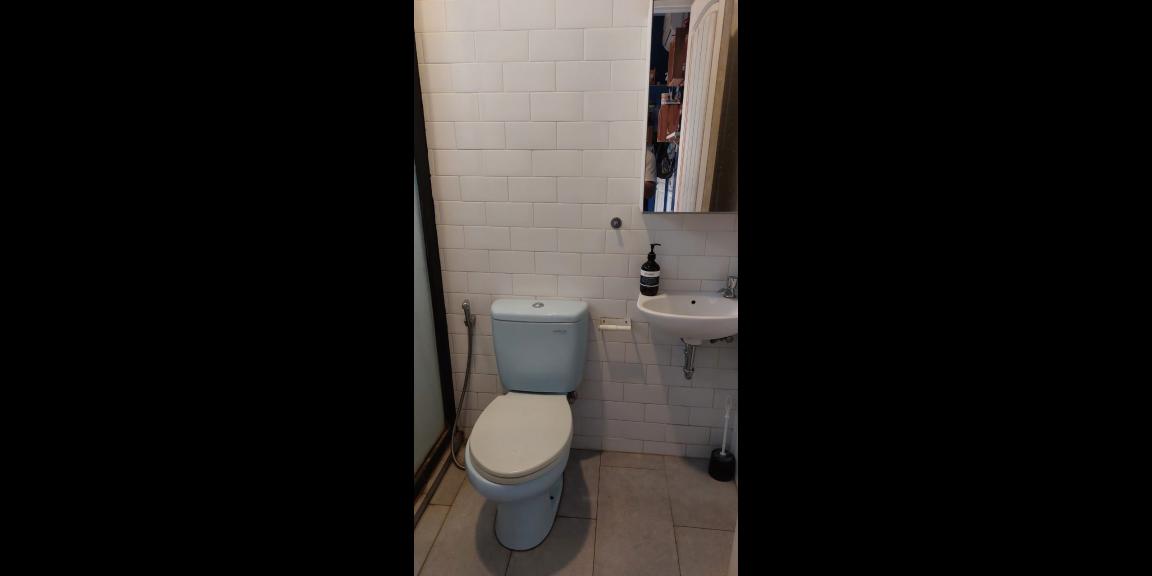 Dijual Rumah di Villa Amarta 2, Ciputat, Tangerang Selatan Dijual Rumah di Villa Amarta 2, Ciputat, Tangerang Selatan