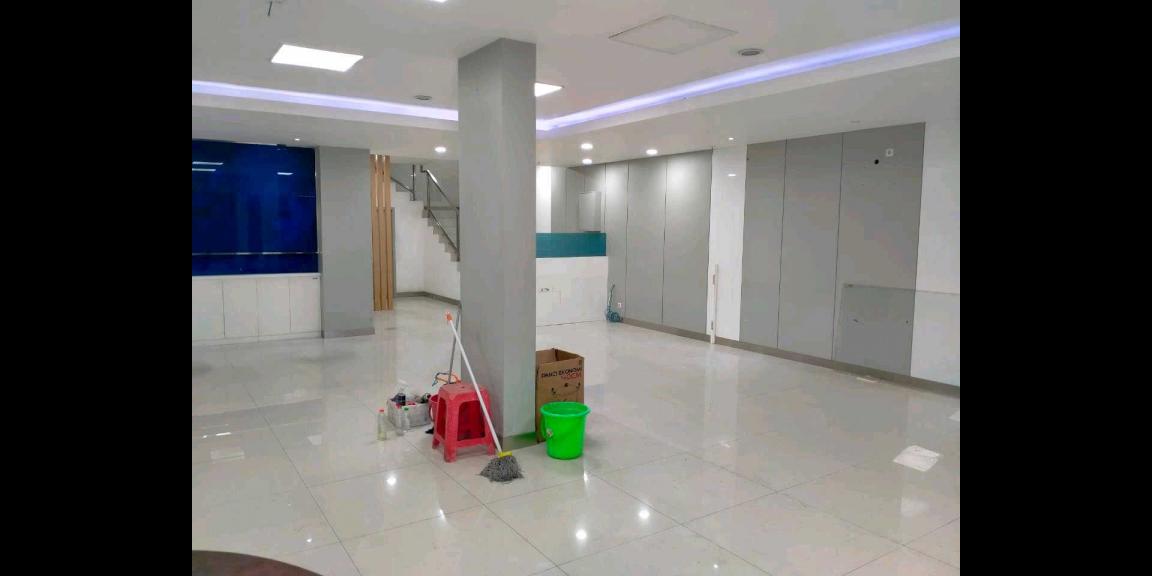 Dijual dan Sewa Ruko 3,5 Lantai di Raya Jermursari, Surabaya Dijual dan Sewa Ruko 3,5 Lantai di Raya Jermursari, Surabaya