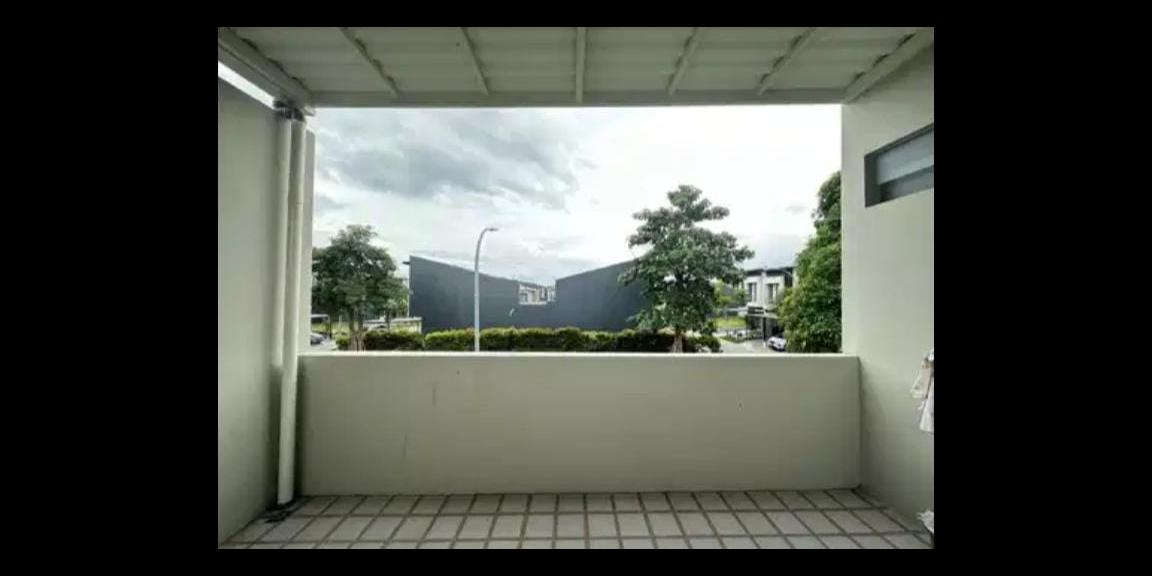 Dijual Rumah 2 Lantai di Citraland Northwest, Surabaya Dijual Rumah 2 Lantai di Citraland Northwest, Surabaya