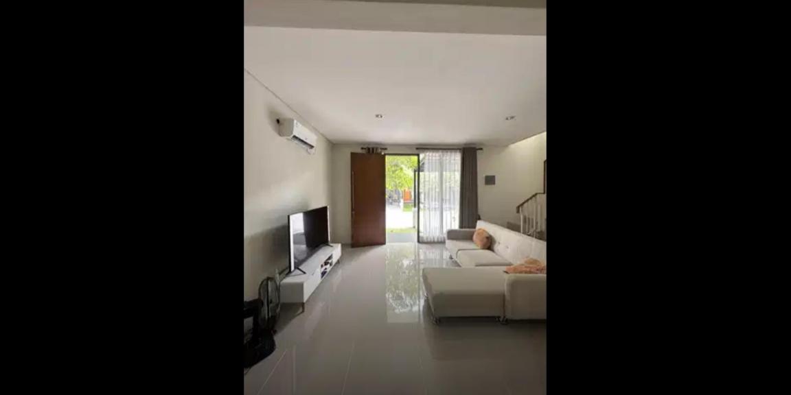 Dijual Rumah 2 Lantai di Citraland Northwest, Surabaya Dijual Rumah 2 Lantai di Citraland Northwest, Surabaya