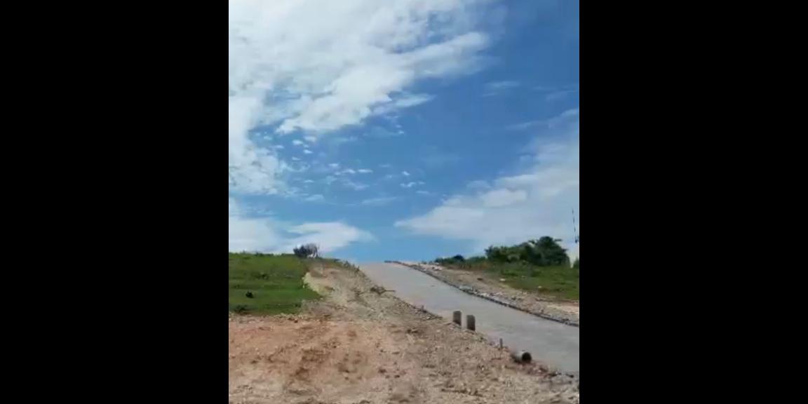Tanah dekat Pantai Bingin, Badung, Bali Tanah dekat Pantai Bingin, Badung, Bali