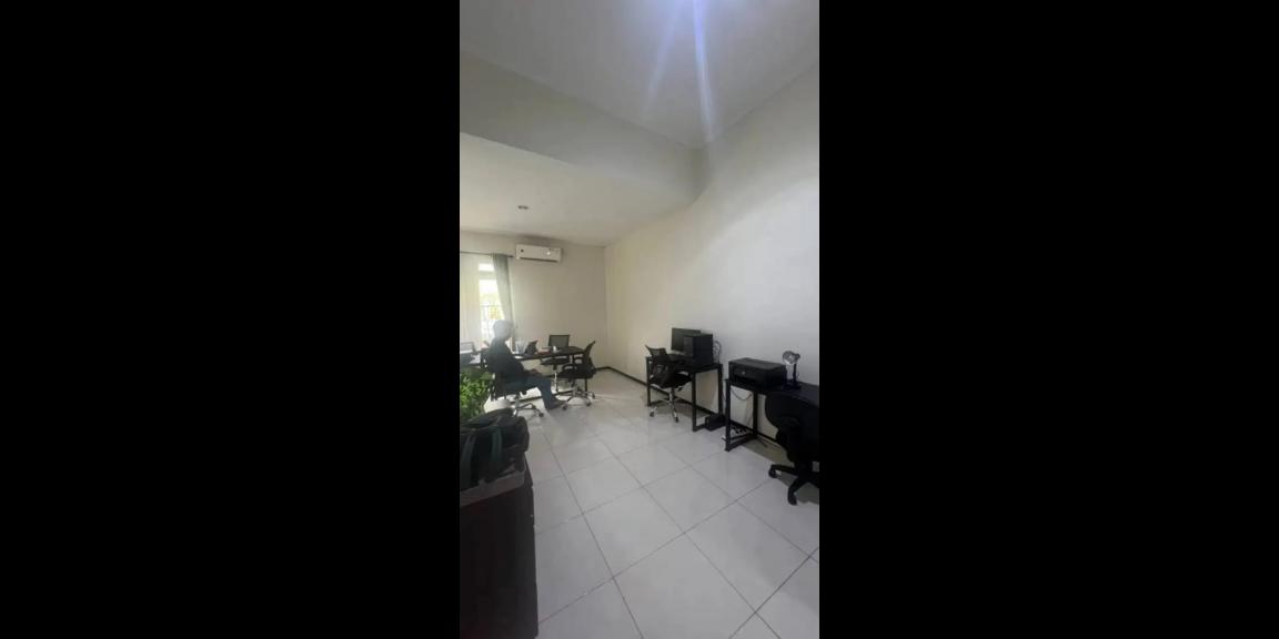 Dijual Rumah 2 Lantai di Baruk Barat, Surabaya Dijual Rumah 2 Lantai di Baruk Barat, Surabaya