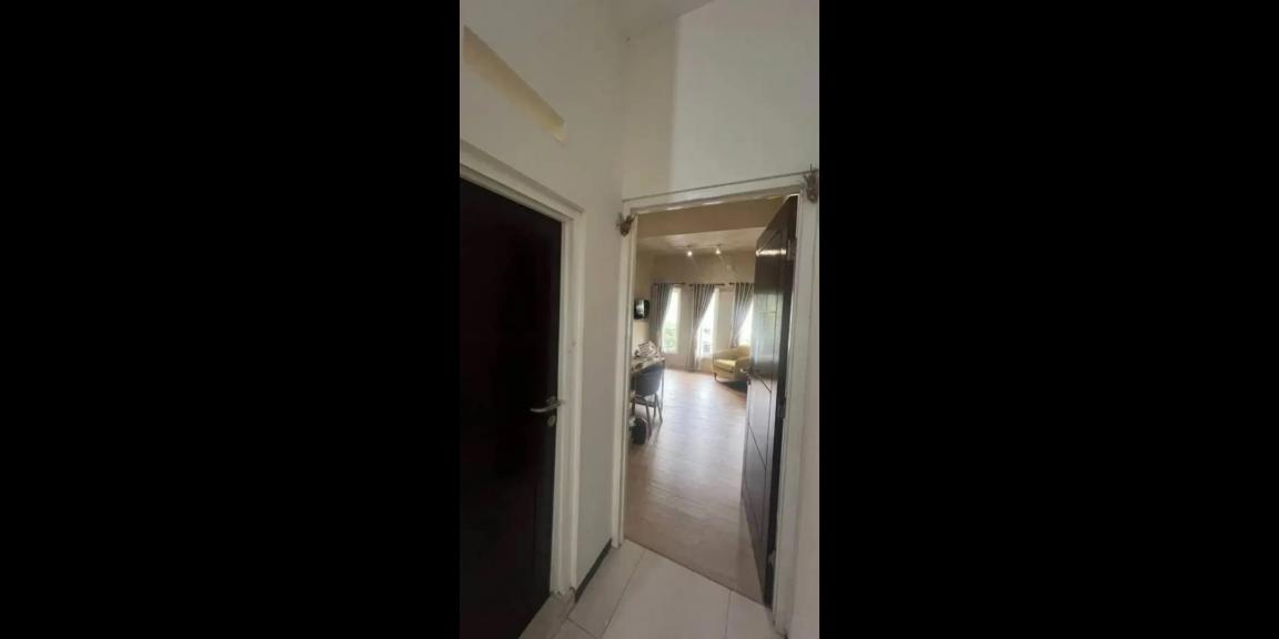 Dijual Rumah 2 Lantai di Baruk Barat, Surabaya Dijual Rumah 2 Lantai di Baruk Barat, Surabaya