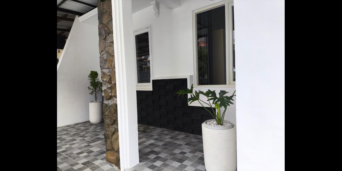 Dijual Rumah 2 Lantai di Jalan Bendungan Palasari, Kota Malang Dijual Rumah 2 Lantai di Jalan Bendungan Palasari, Kota Malang