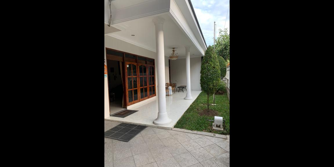 Dijual Rumah Bagus SHM di Jalan Bunga Merak, Kota Malang Dijual Rumah Bagus SHM di Jalan Bunga Merak, Kota Malang