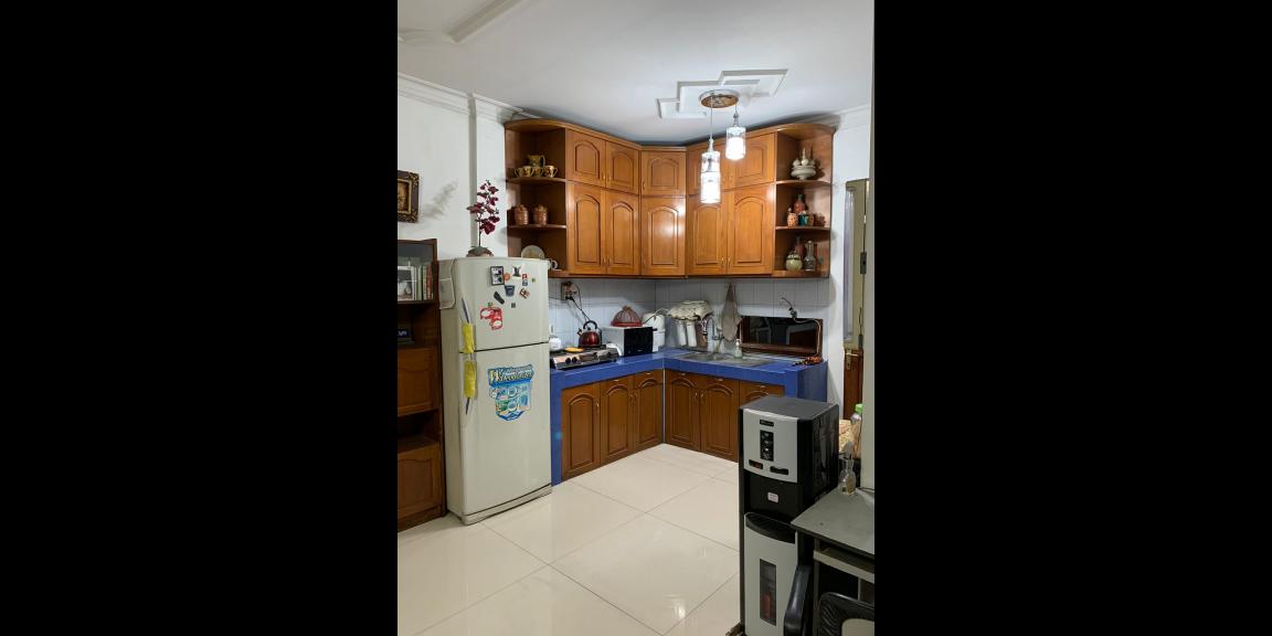 Dijual Rumah Bagus SHM di Jalan Bunga Merak, Kota Malang Dijual Rumah Bagus SHM di Jalan Bunga Merak, Kota Malang