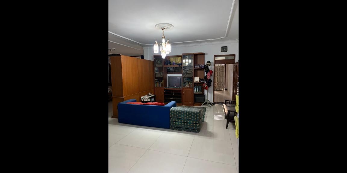 Dijual Rumah Bagus SHM di Jalan Bunga Merak, Kota Malang Dijual Rumah Bagus SHM di Jalan Bunga Merak, Kota Malang