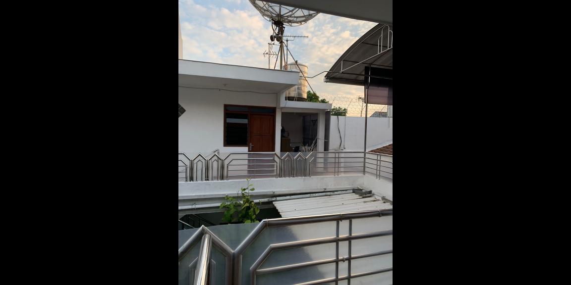 Dijual Rumah Bagus SHM di Jalan Bunga Merak, Kota Malang Dijual Rumah Bagus SHM di Jalan Bunga Merak, Kota Malang