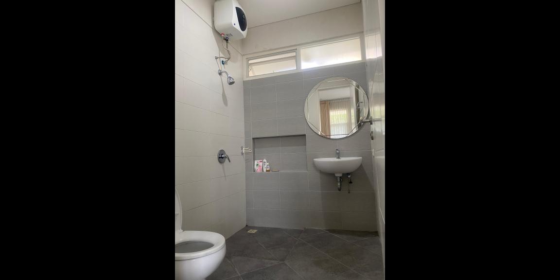 Dijual Rumah 2 Lantai di Royal Residence, Surabaya Dijual Rumah 2 Lantai di Royal Residence, Surabaya