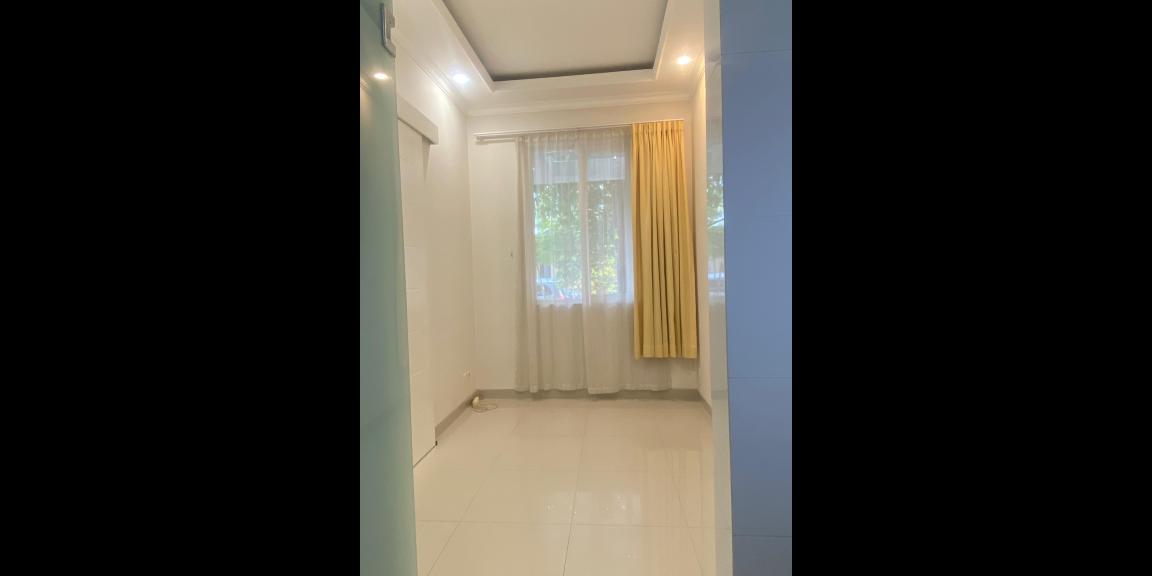 Dijual Rumah 2 Lantai di Royal Residence, Surabaya Dijual Rumah 2 Lantai di Royal Residence, Surabaya