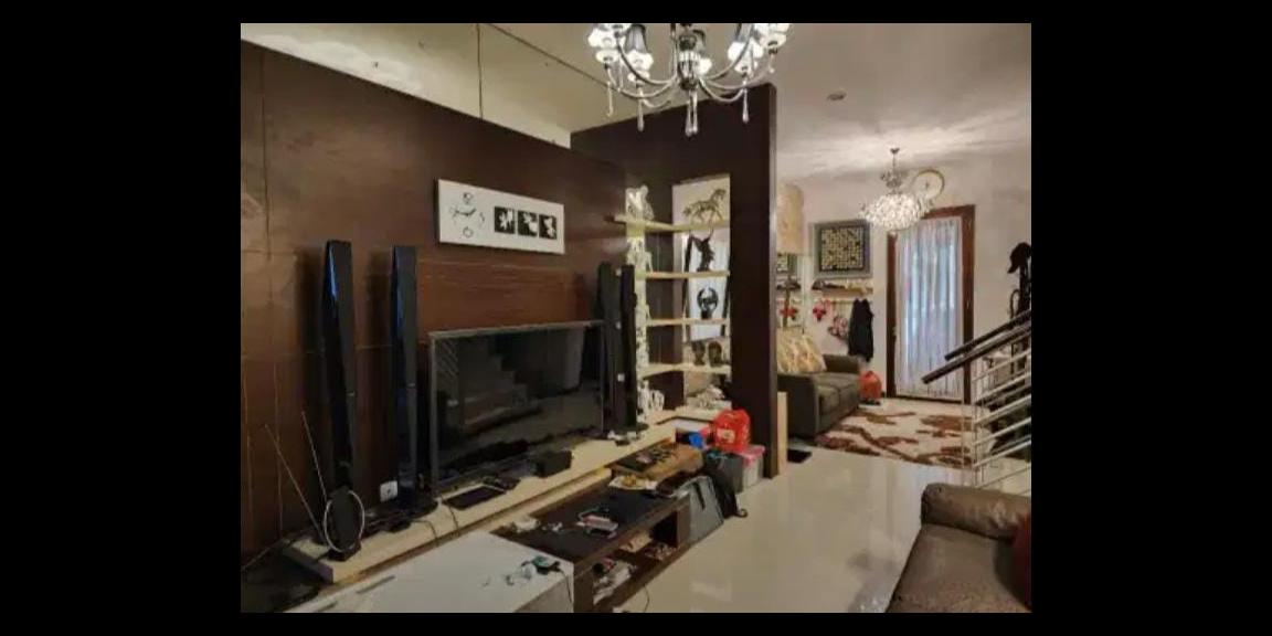 Dijual Rumah 2 Lantai di Pantai Mentari, Surabaya Dijual Rumah 2 Lantai di Pantai Mentari, Surabaya