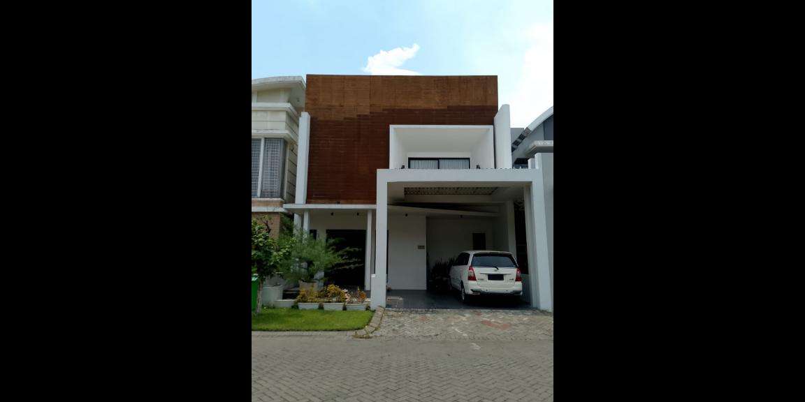 Dijual Rumah Bagus di Royal Residence, Surabaya Dijual Rumah Bagus di Royal Residence, Surabaya