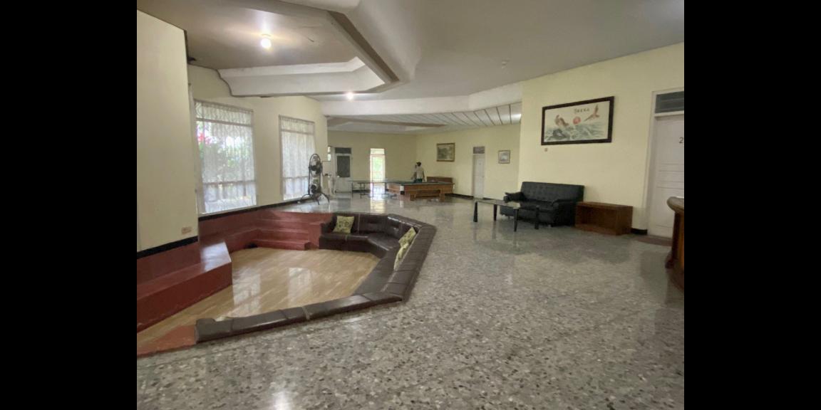 Dijual Villa Strategis di Jalan Raya Daerah Pandaan, Pasuruan Dijual Villa Strategis di Jalan Raya Daerah Pandaan, Pasuruan