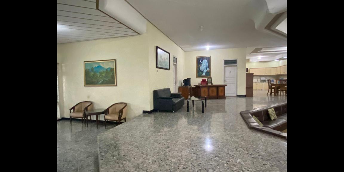 Dijual Villa Strategis di Jalan Raya Daerah Pandaan, Pasuruan Dijual Villa Strategis di Jalan Raya Daerah Pandaan, Pasuruan