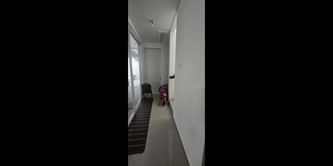 Dijual cepat Rumah Semi Furnish di Perumahan Royal Residence Wiyung Surabaya Dijual cepat Rumah Semi Furnish di Perumahan Royal Residence Wiyung Surabaya