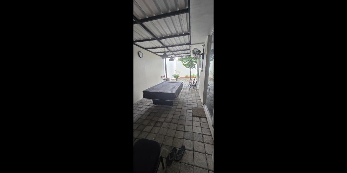 Dijual cepat Rumah Semi Furnish di Perumahan Royal Residence Wiyung Surabaya Dijual cepat Rumah Semi Furnish di Perumahan Royal Residence Wiyung Surabaya