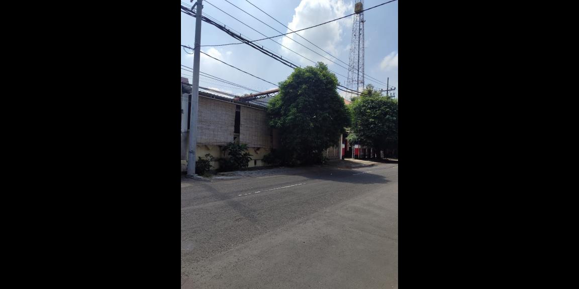 Dijual Rumah Strategis Tengah Kota di Embong Wungu, Surabaya Dijual Rumah Strategis Tengah Kota di Embong Wungu, Surabaya