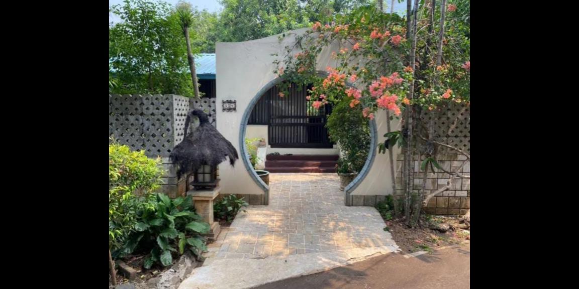 Dijual Rumah Bagus di Wisma Subud, Jakarta Selatan Dijual Rumah Bagus di Wisma Subud, Jakarta Selatan