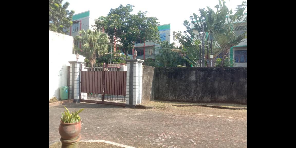 Dijual Rumah Luas di Pejaten Timur, Jakarta Selatan Dijual Rumah Luas di Pejaten Timur, Jakarta Selatan