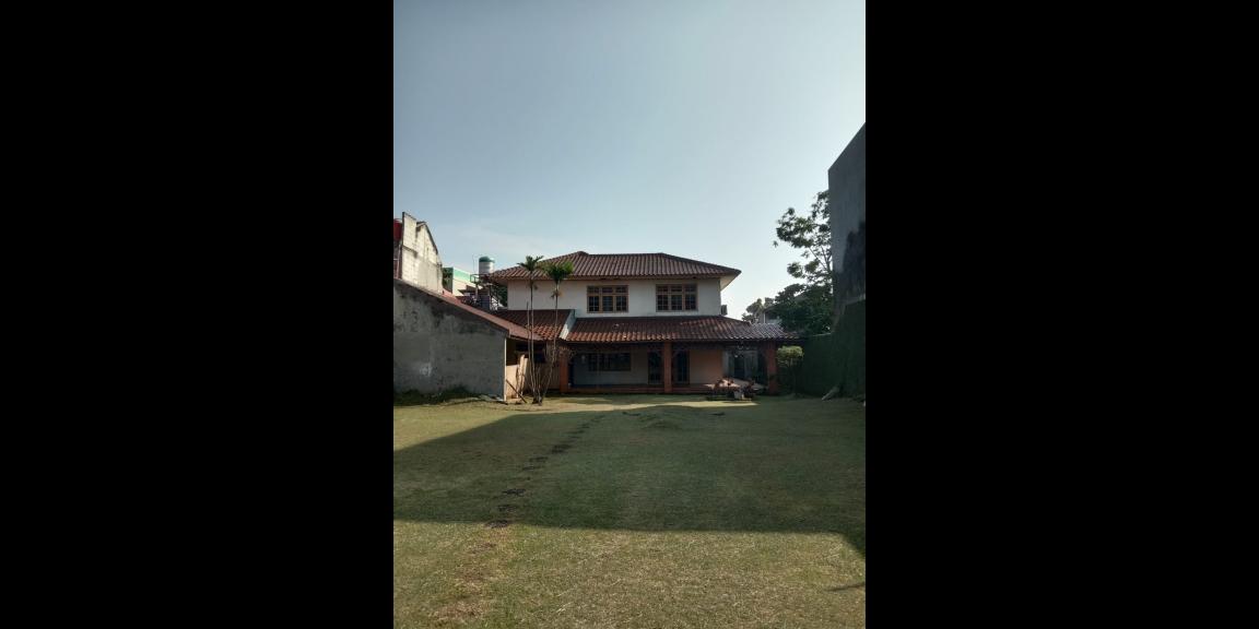 Dijual Rumah Luas di Pejaten Timur, Jakarta Selatan Dijual Rumah Luas di Pejaten Timur, Jakarta Selatan