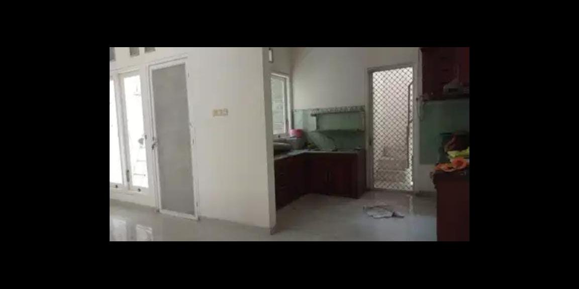 Dijual Rumah Bagus di Perumahan Pratama, Surabaya Dijual Rumah Bagus di Perumahan Pratama, Surabaya