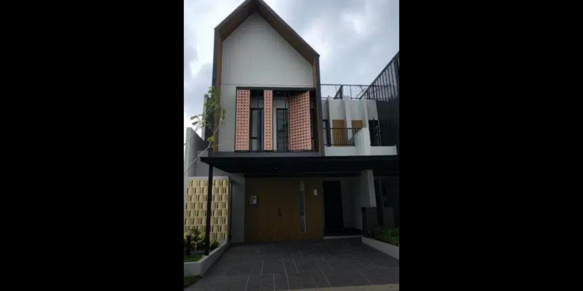 Dijual Rumah Minimalis 3 Lantai di Jakarta Garden City, Jakarta Timur Dijual Rumah Minimalis 3 Lantai di Jakarta Garden City, Jakarta Timur