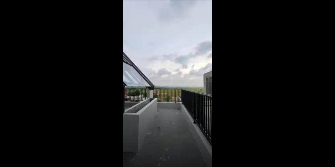 Dijual Rumah Minimalis 3 Lantai di Jakarta Garden City, Jakarta Timur Dijual Rumah Minimalis 3 Lantai di Jakarta Garden City, Jakarta Timur