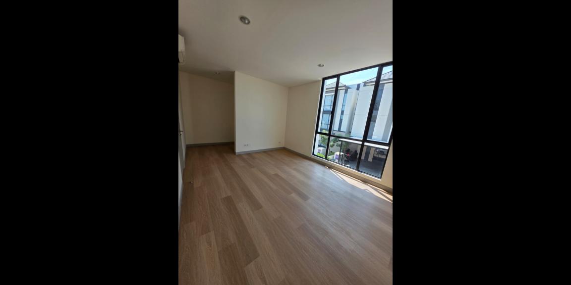 Dijual Rumah Minimalis 3 Lantai di Jakarta Garden City, Jakarta Timur Dijual Rumah Minimalis 3 Lantai di Jakarta Garden City, Jakarta Timur