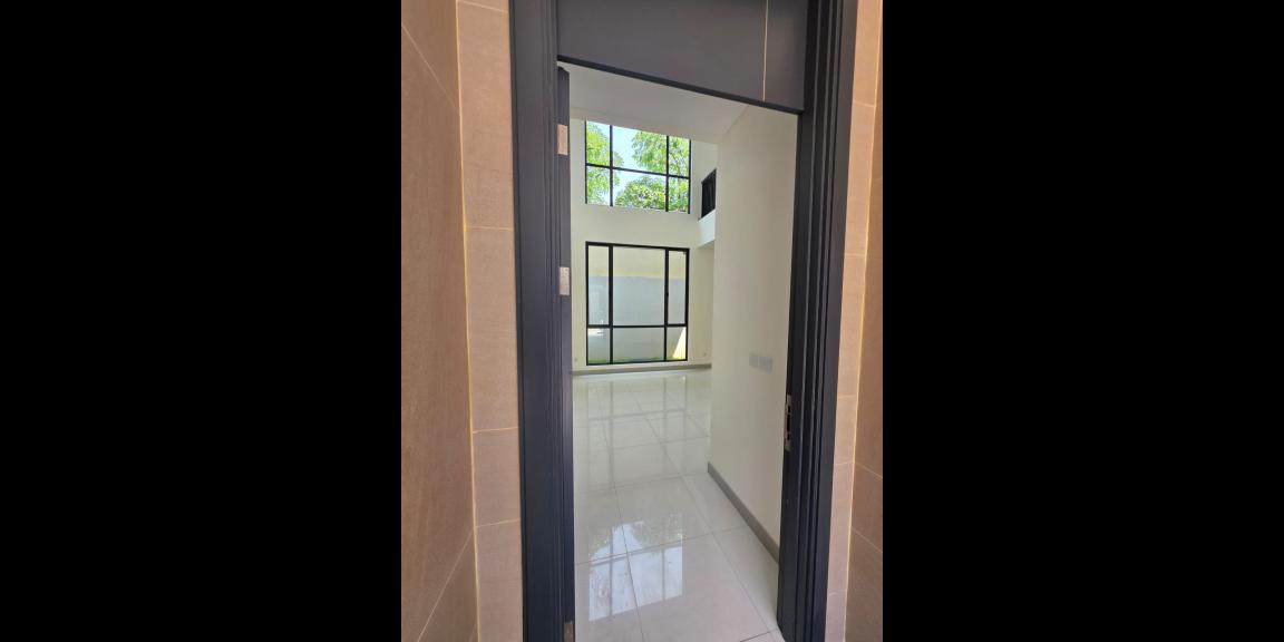 Dijual Rumah Minimalis 3 Lantai di Jakarta Garden City, Jakarta Timur Dijual Rumah Minimalis 3 Lantai di Jakarta Garden City, Jakarta Timur