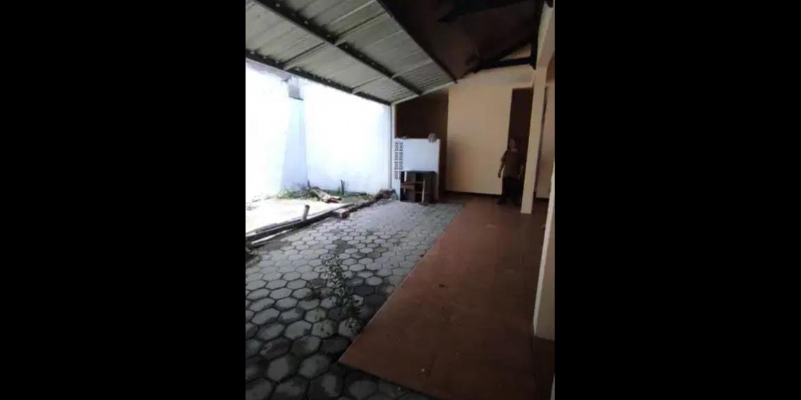 Dijual Rumah Kosong di Rungkut Mapan Selatan, Surabaya Dijual Rumah Kosong di Rungkut Mapan Selatan, Surabaya