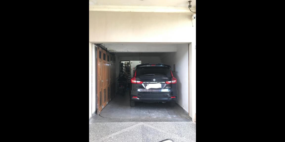 Dijual Rumah 2 Lantai di Kebon Jeruk, Jakarta Barat Dijual Rumah 2 Lantai di Kebon Jeruk, Jakarta Barat