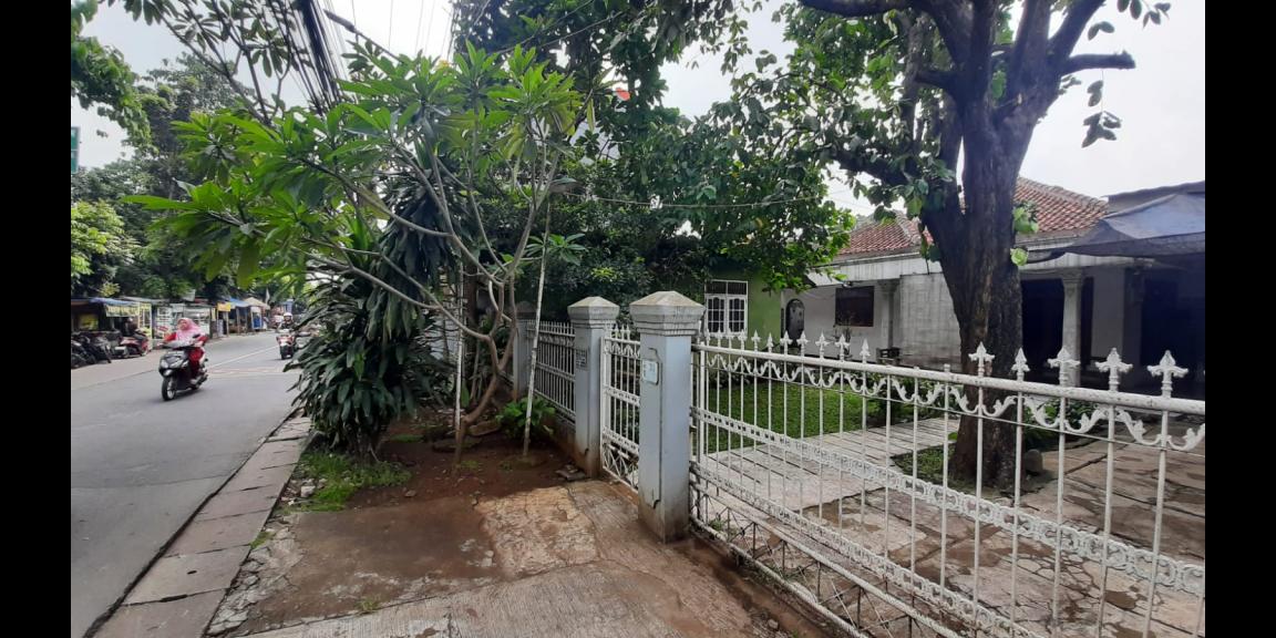 Dijual Rumah Strategis di Raya Cipayung, Depok Dijual Rumah Strategis di Raya Cipayung, Depok