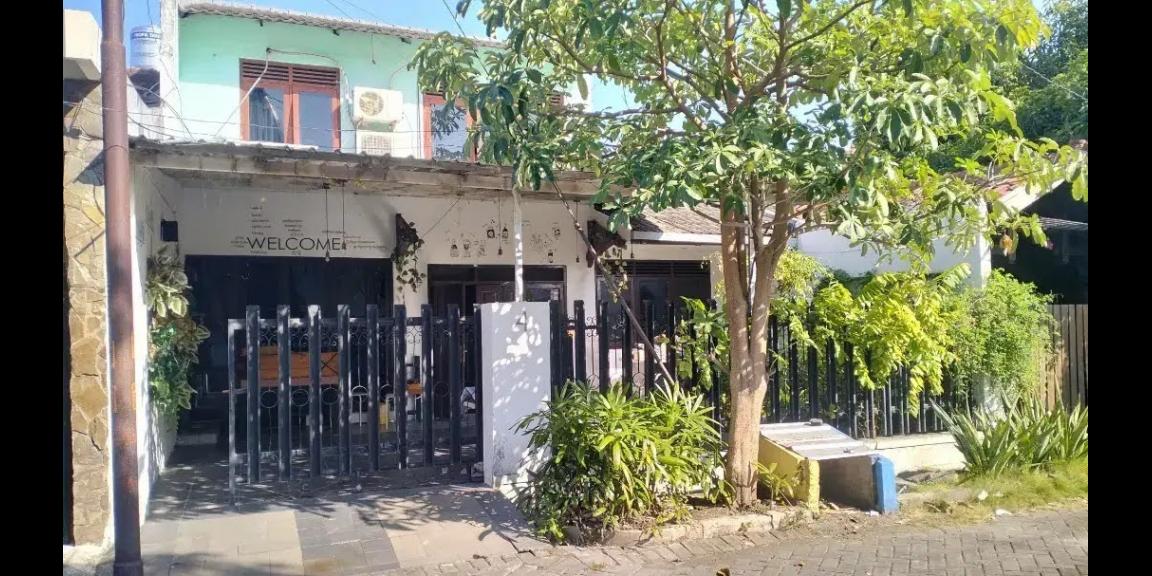 Dijual Rumah SHM di Jalan Semolowaru Tengah, Surabaya Dijual Rumah SHM di Jalan Semolowaru Tengah, Surabaya