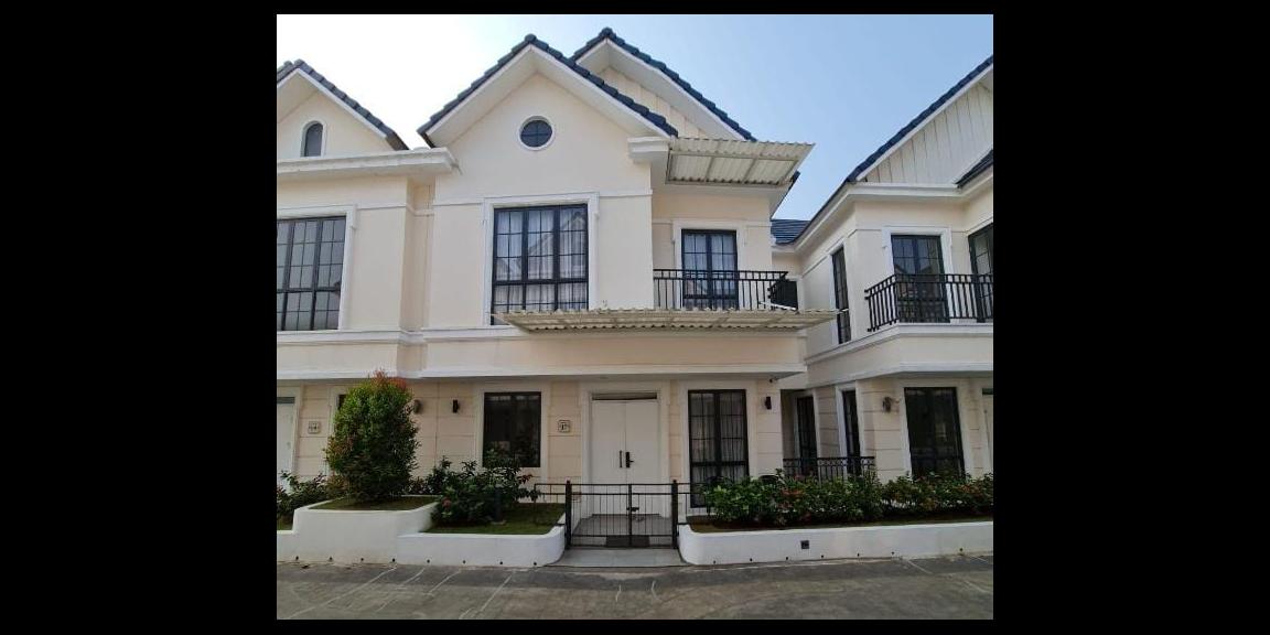 Dijual Rumah Klasik di Lavon 2, Tangerang Dijual Rumah Klasik di Lavon 2, Tangerang