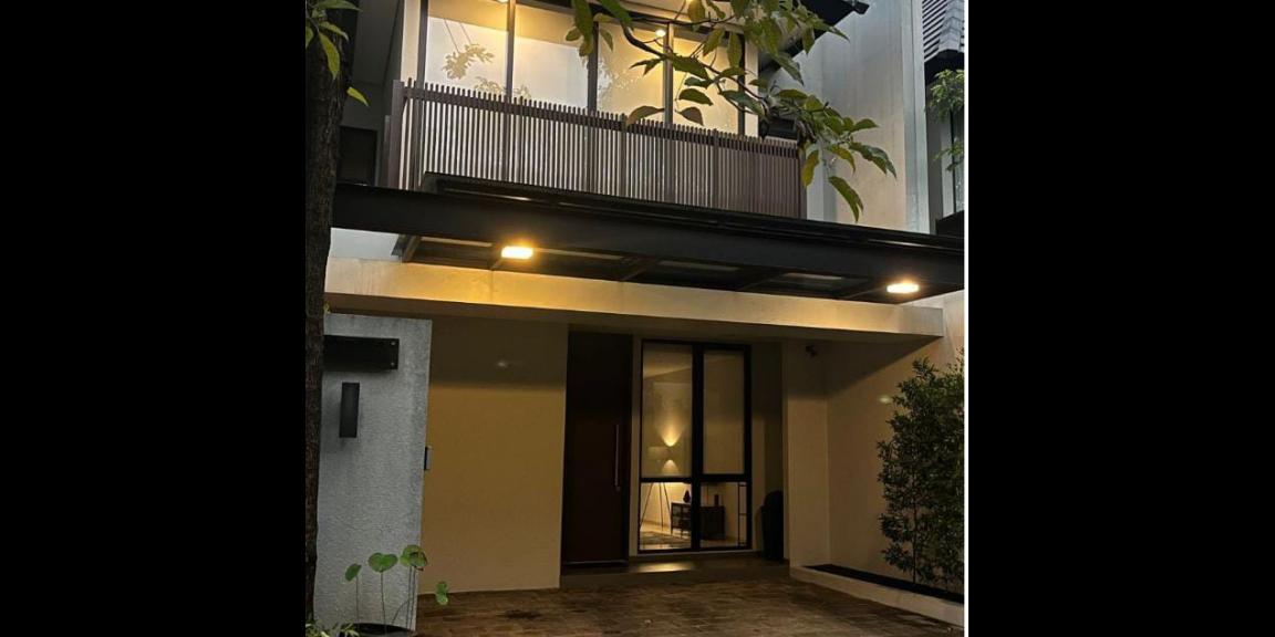 Dijual Rumah Minimalis Bagus di Serenia Hills, Tangerang Selatan Dijual Rumah Minimalis Bagus di Serenia Hills, Tangerang Selatan