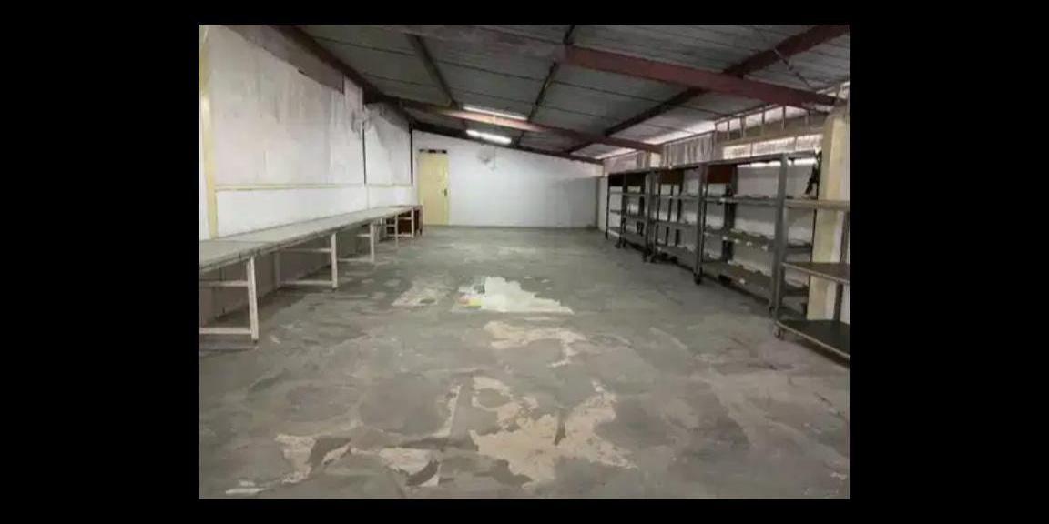 Dijual Gudang Luas di Parung Panjang, Kabupaten Bogor Dijual Gudang Luas di Parung Panjang, Kabupaten Bogor