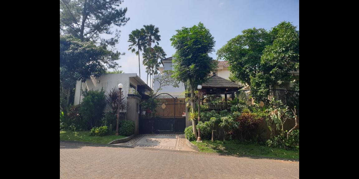 Dijual Rumah Mewah Luas di Villa Puncak Tidar, Malang Dijual Rumah Mewah Luas di Villa Puncak Tidar, Malang