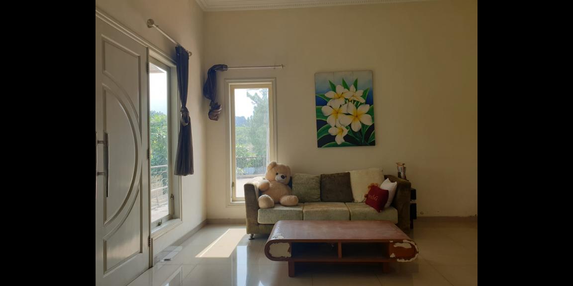 Dijual Rumah Mewah Luas di Villa Puncak Tidar, Malang Dijual Rumah Mewah Luas di Villa Puncak Tidar, Malang