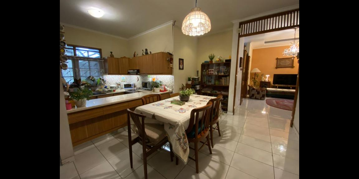 Dijual Rumah 2 Lantai SHM di Komplek Griya Mas, Bandung Dijual Rumah 2 Lantai SHM di Komplek Griya Mas, Bandung