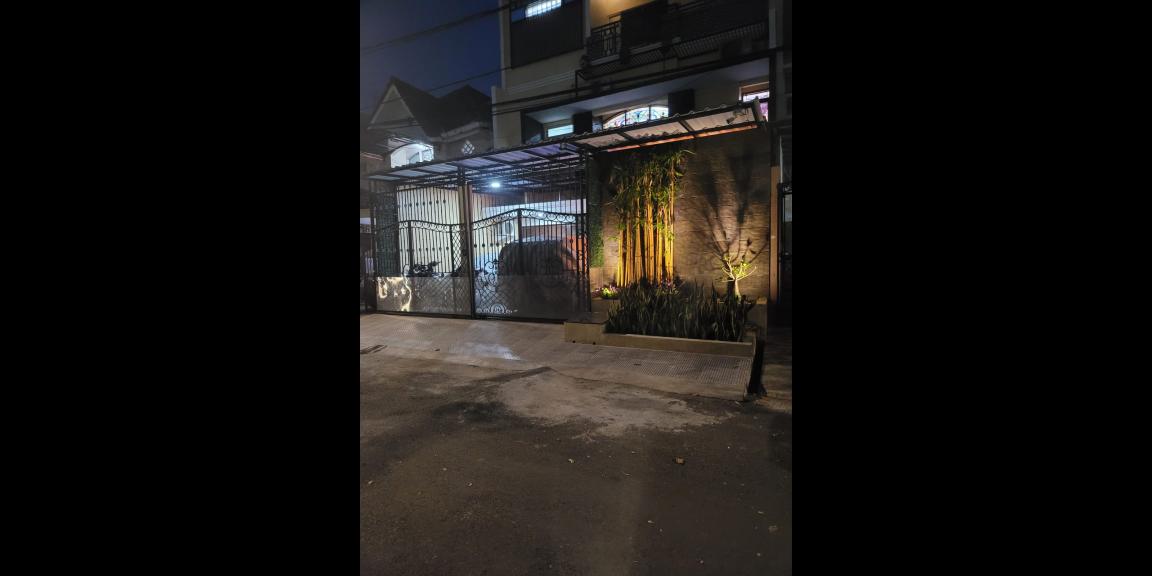 Dijual Rumah Bagus di Pelepah Elok Raya, Jakarta Utara Dijual Rumah Bagus di Pelepah Elok Raya, Jakarta Utara