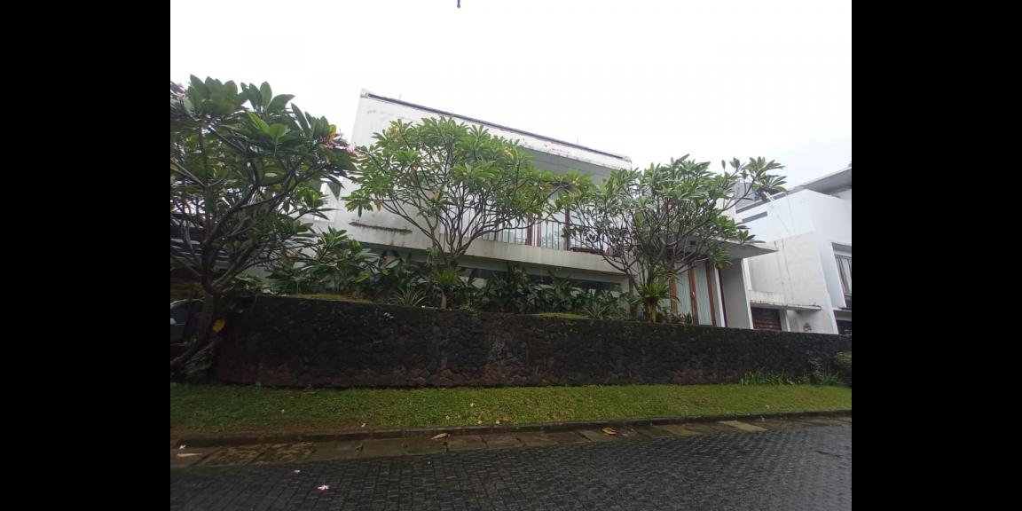 Dijual Rumah Mewah di Kemang Timur Raya, Jakarta Selatan Dijual Rumah Mewah di Kemang Timur Raya, Jakarta Selatan