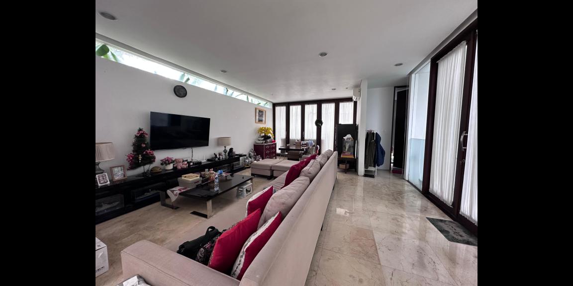 Dijual Rumah Mewah di Kemang Timur Raya, Jakarta Selatan Dijual Rumah Mewah di Kemang Timur Raya, Jakarta Selatan