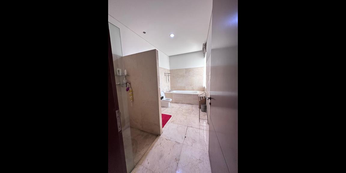 Dijual Rumah Mewah di Kemang Timur Raya, Jakarta Selatan Dijual Rumah Mewah di Kemang Timur Raya, Jakarta Selatan