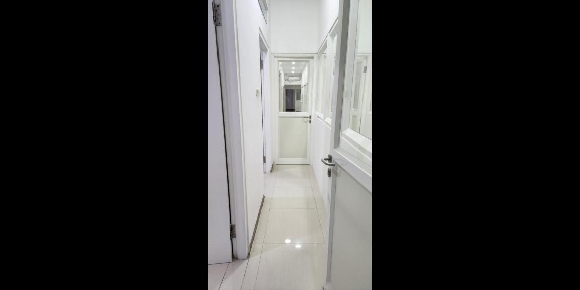 Dijual Rumah 2 Lantai di Jalan Kutisari Indah Utara, Surabaya Dijual Rumah 2 Lantai di Jalan Kutisari Indah Utara, Surabaya