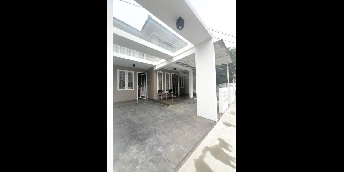 Dijual Rumah Bagus di Islamic Village, Tangerang Dijual Rumah Bagus di Islamic Village, Tangerang