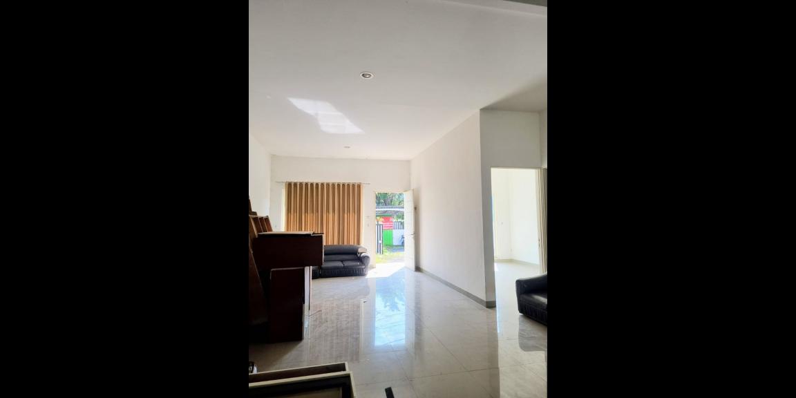 Dijual Rumah di Jl. Wiyung Praja, Wiyung – Kota Surabaya Dijual Rumah di Jl. Wiyung Praja, Wiyung – Kota Surabaya