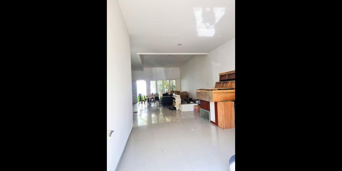 Dijual Rumah di Jl. Wiyung Praja, Wiyung – Kota Surabaya Dijual Rumah di Jl. Wiyung Praja, Wiyung – Kota Surabaya