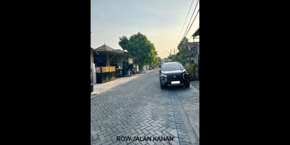 Dijual Rumah Kos di Jalan Kutisari Selatan, Surabaya Dijual Rumah Kos di Jalan Kutisari Selatan, Surabaya
