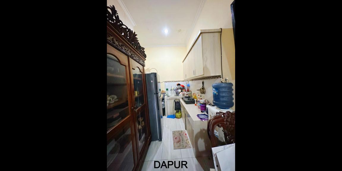 Dijual Rumah Kos di Jalan Kutisari Selatan, Surabaya Dijual Rumah Kos di Jalan Kutisari Selatan, Surabaya