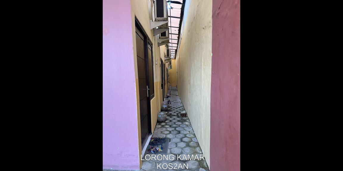 Dijual Rumah Kos di Jalan Kutisari Selatan, Surabaya Dijual Rumah Kos di Jalan Kutisari Selatan, Surabaya